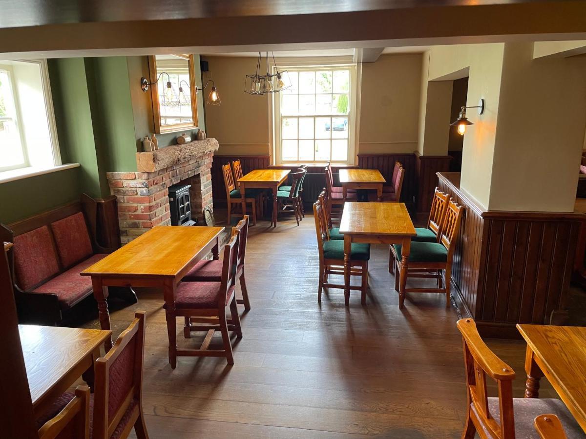 The Swan Inn East Ilsley エクステリア 写真